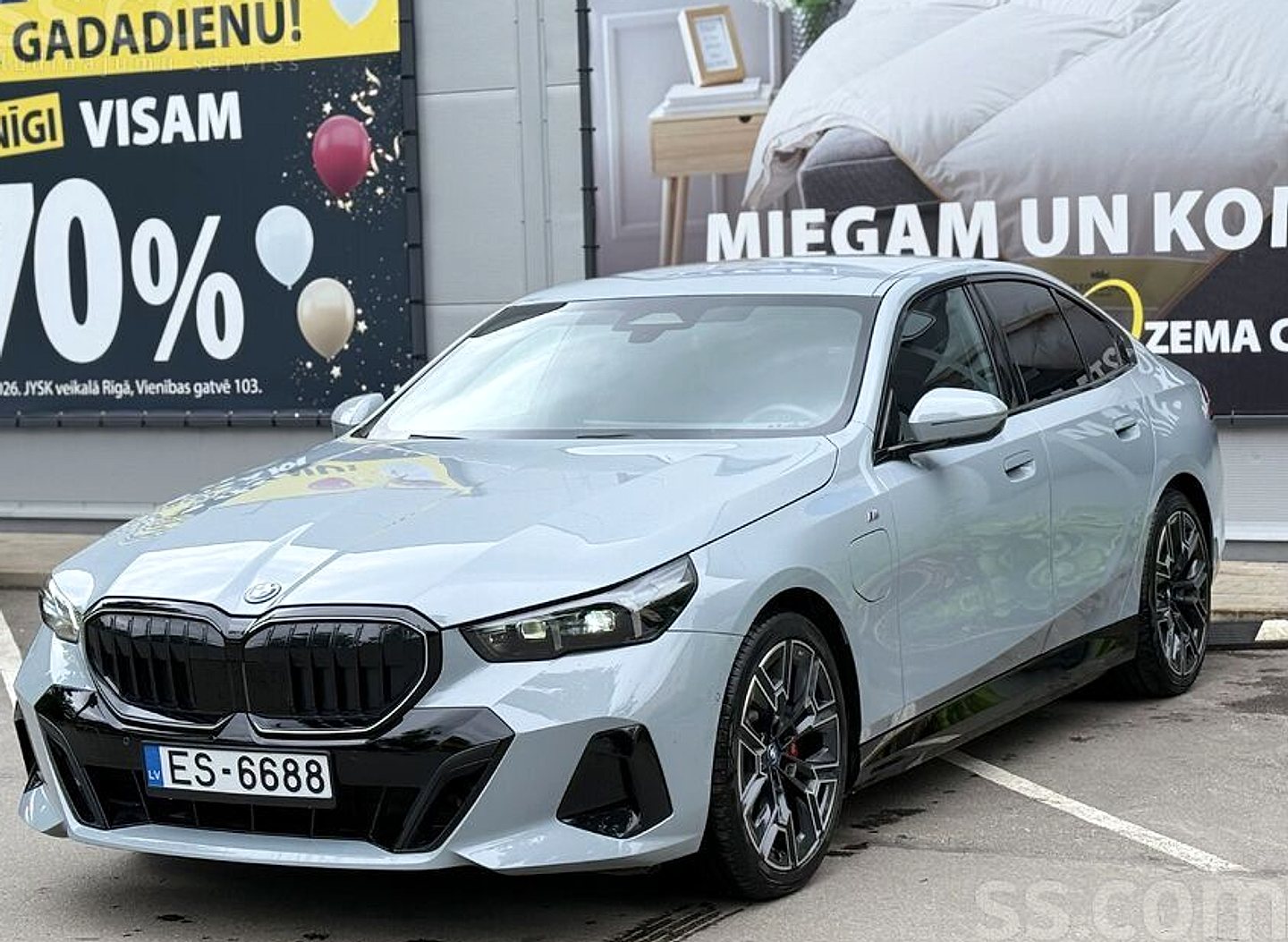 BMW 530 — foto 3