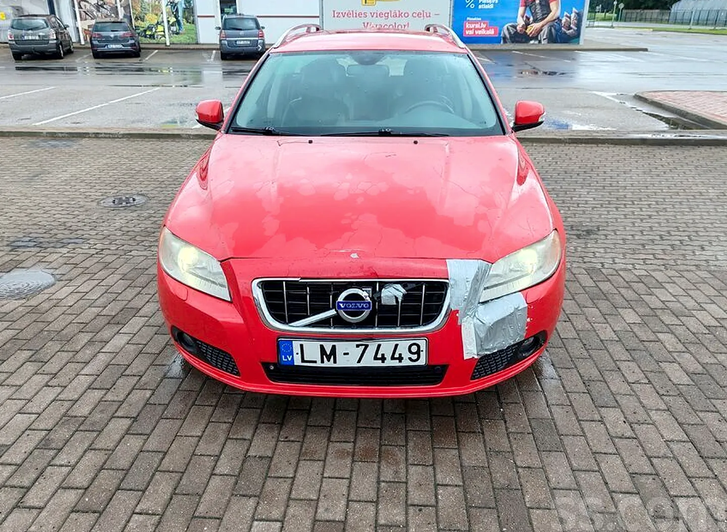 Volvo V70, 2010. gads