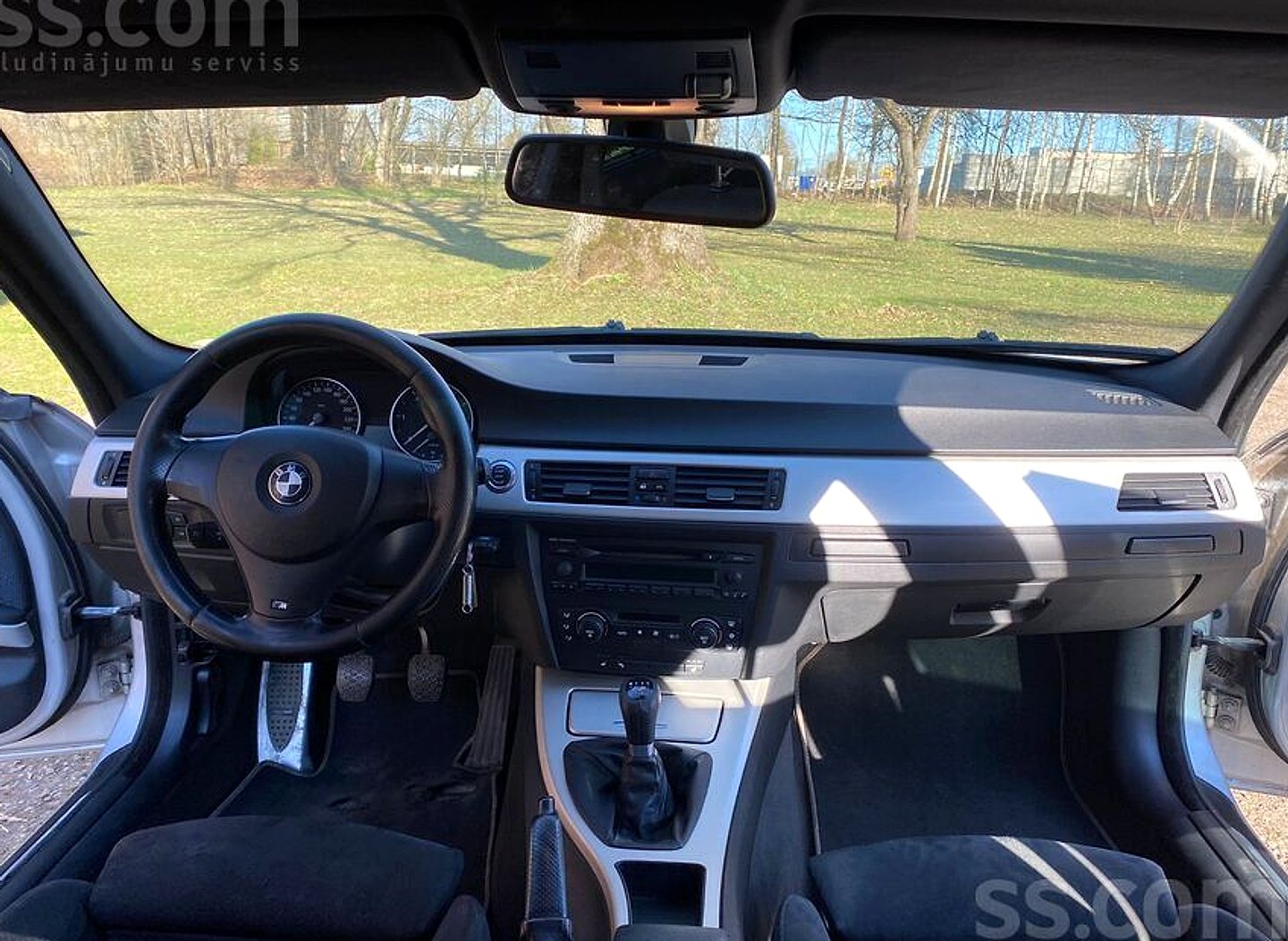 BMW 320 — foto 6