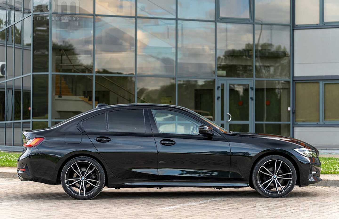 BMW 318 — foto 4