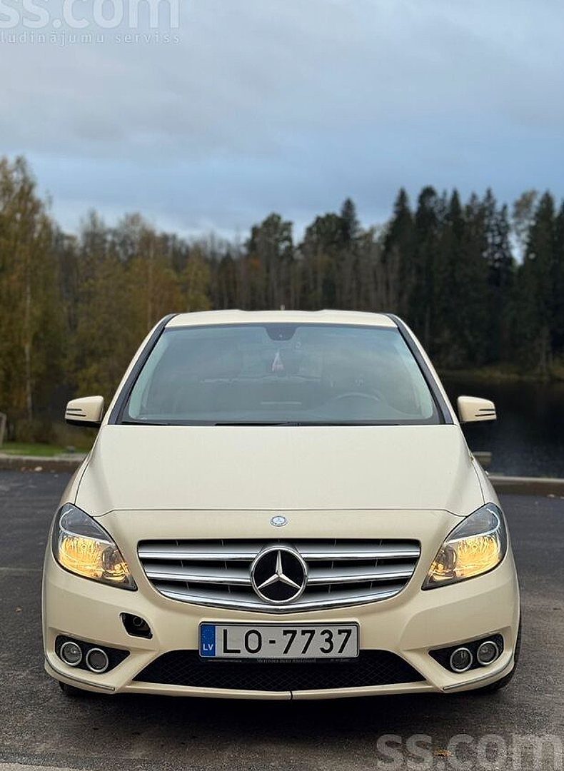 Mercedes-Benz B180 — foto 2