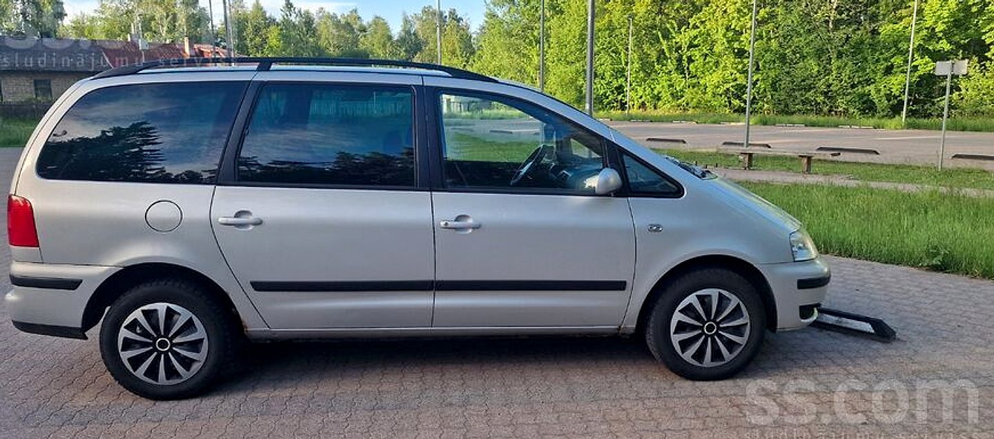 Volkswagen Sharan, 2000. gads