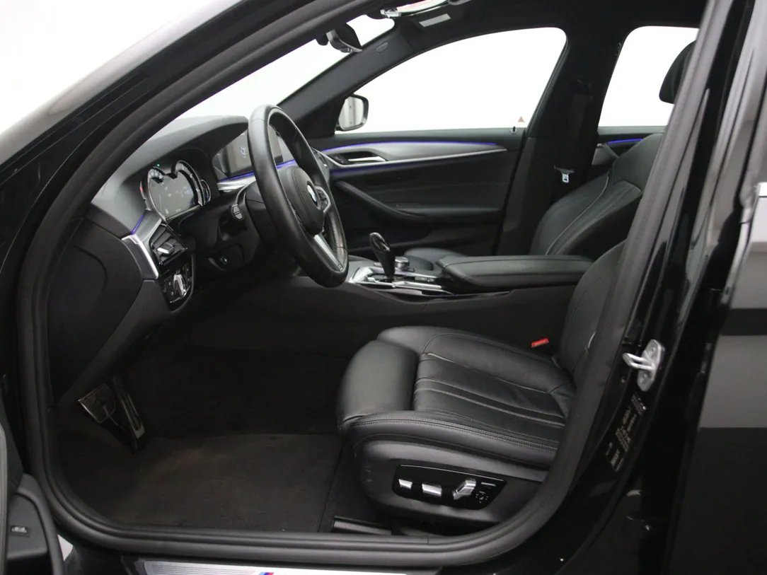 BMW 520 — foto 5