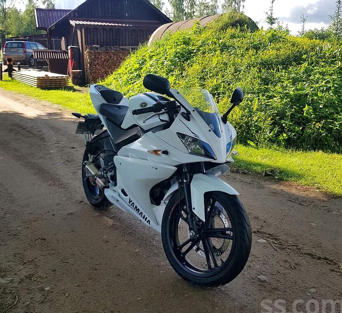 Yamaha Yzf r125, 2010. gads