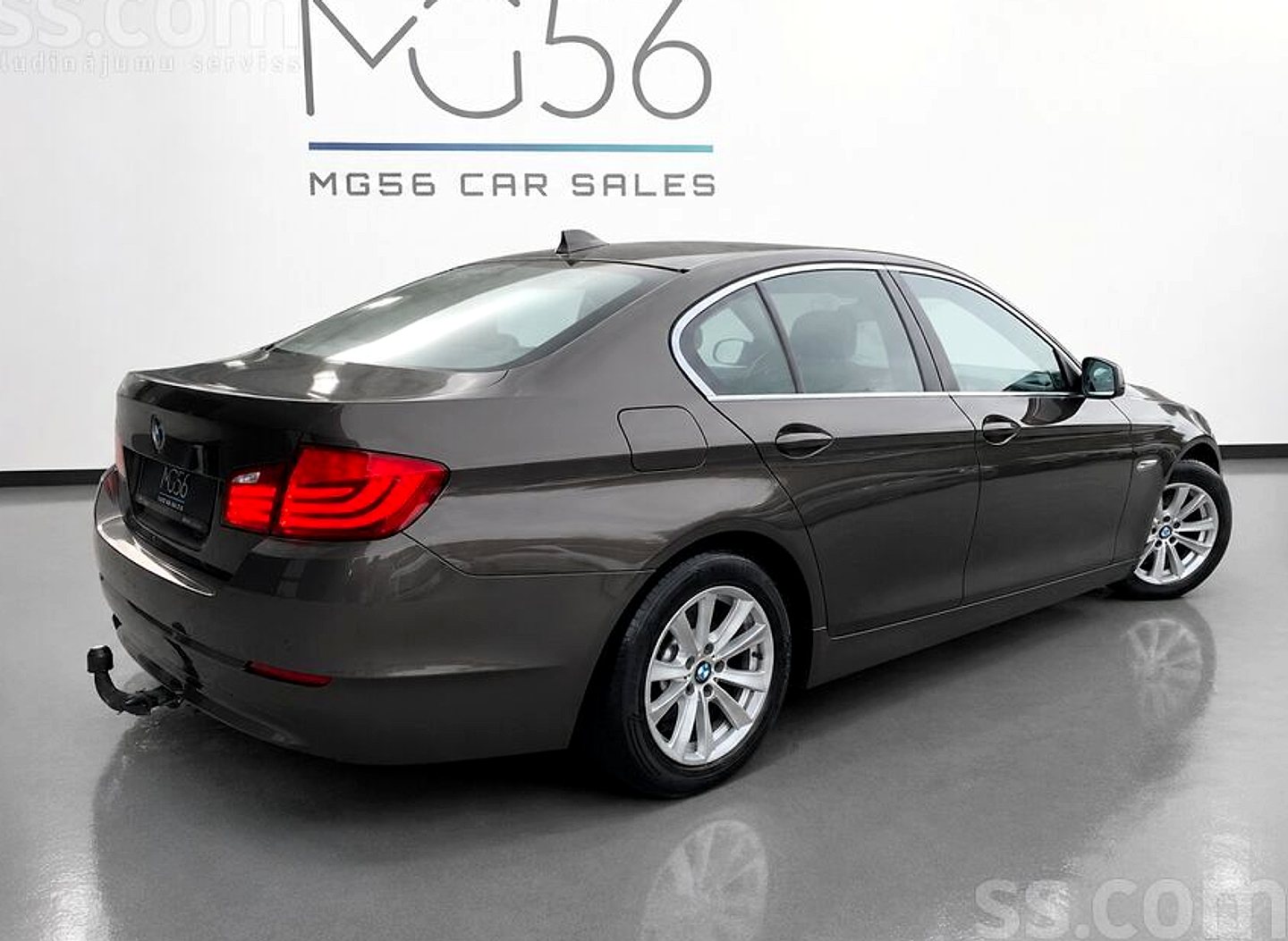 BMW 520 — foto 5