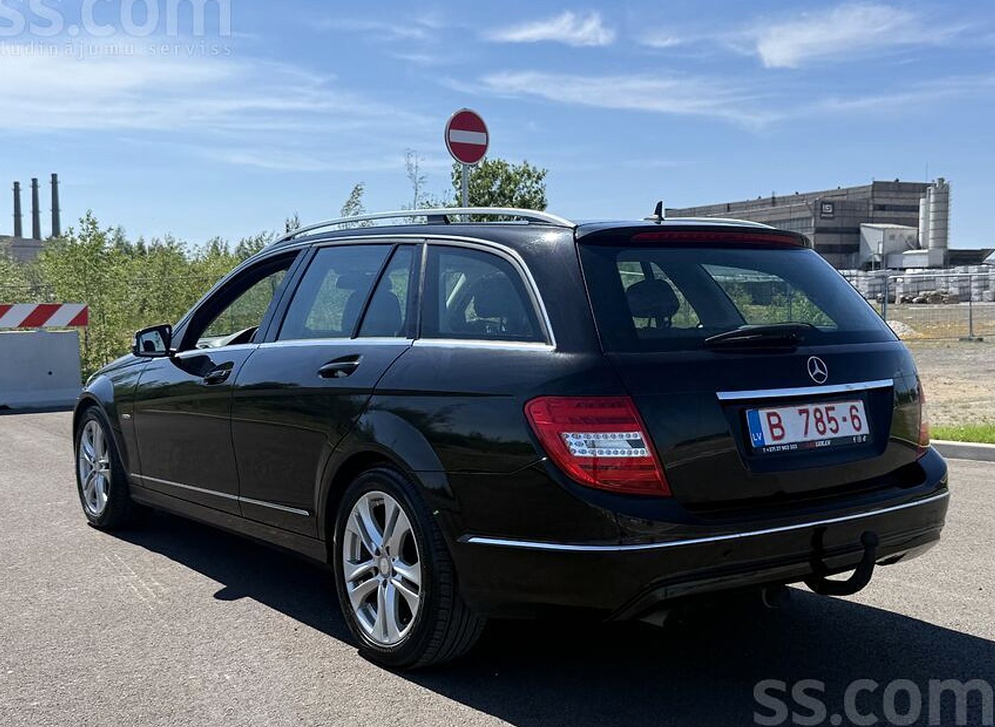 Mercedes-Benz C180 — foto 4