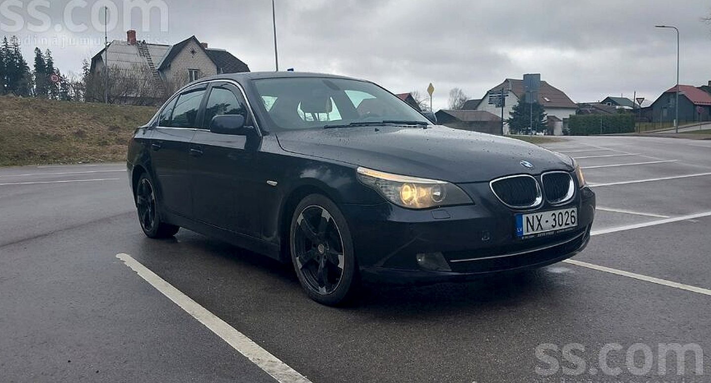 BMW 520 — foto 2