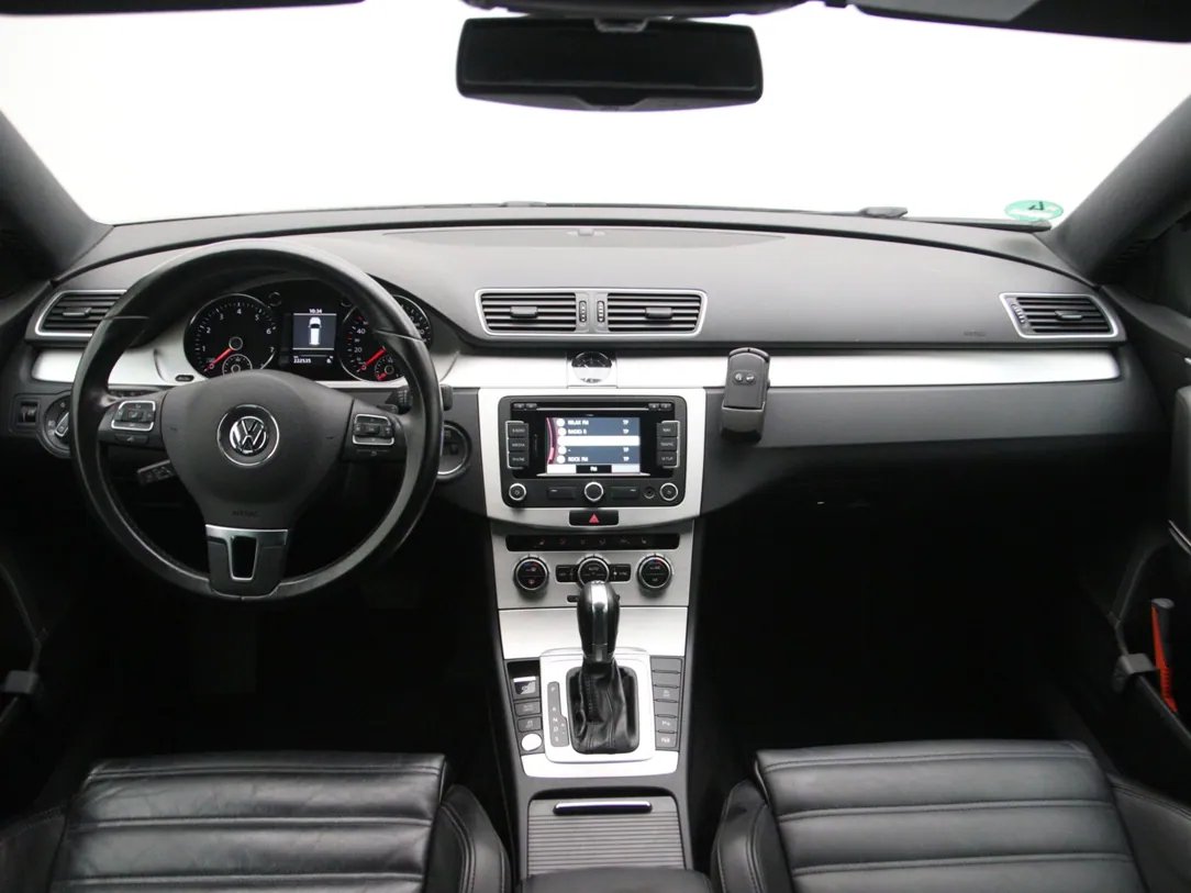 Volkswagen Passat B7 — foto 3