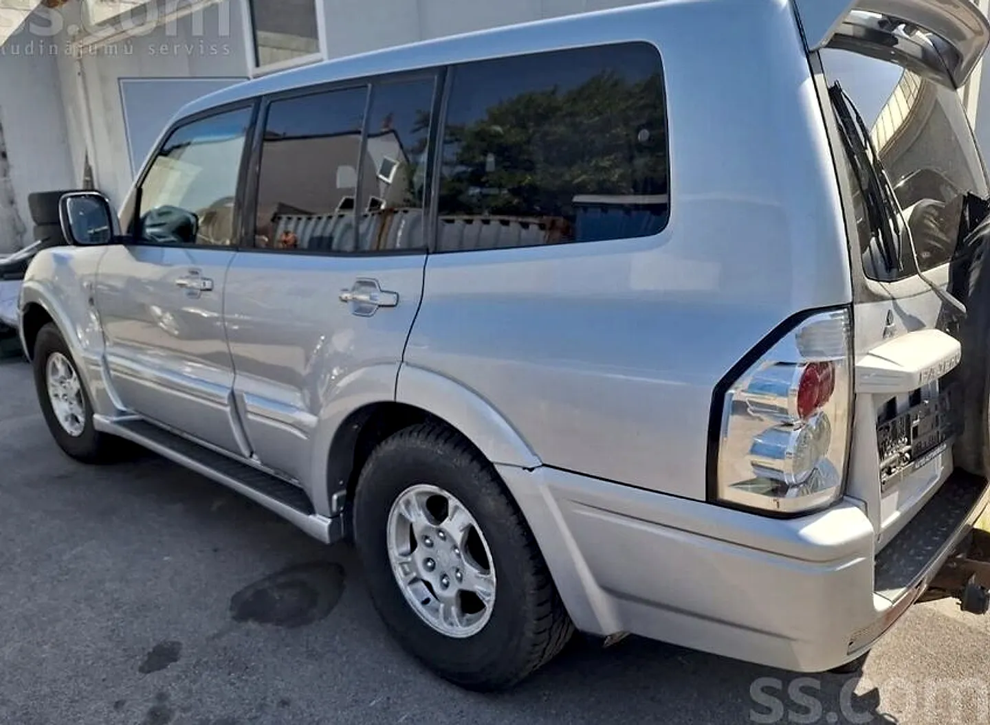 Mitsubishi Pajero, 2003. gads