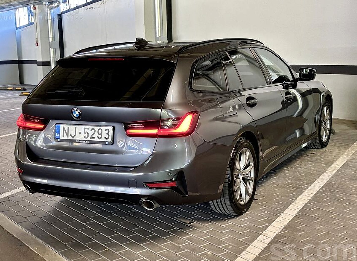 BMW 320 — foto 3