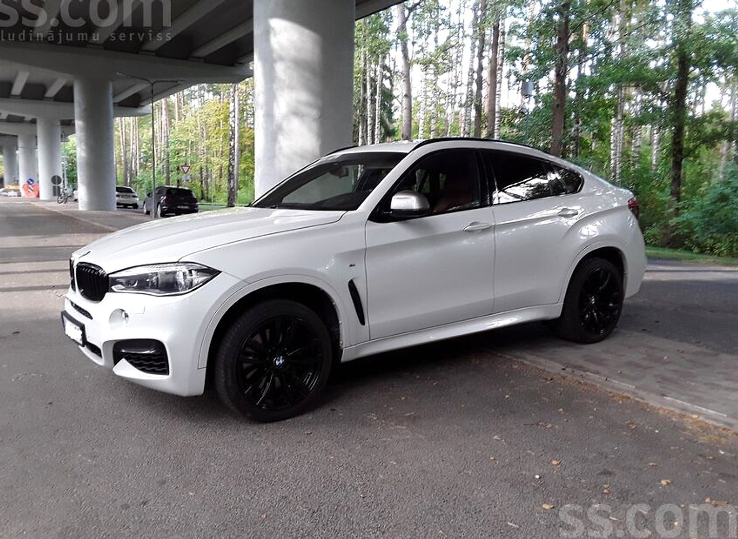 BMW X6 — foto 6