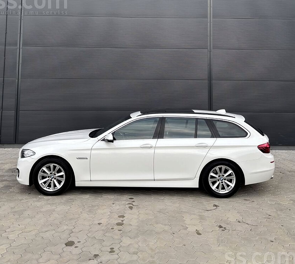 BMW 530 — foto 5