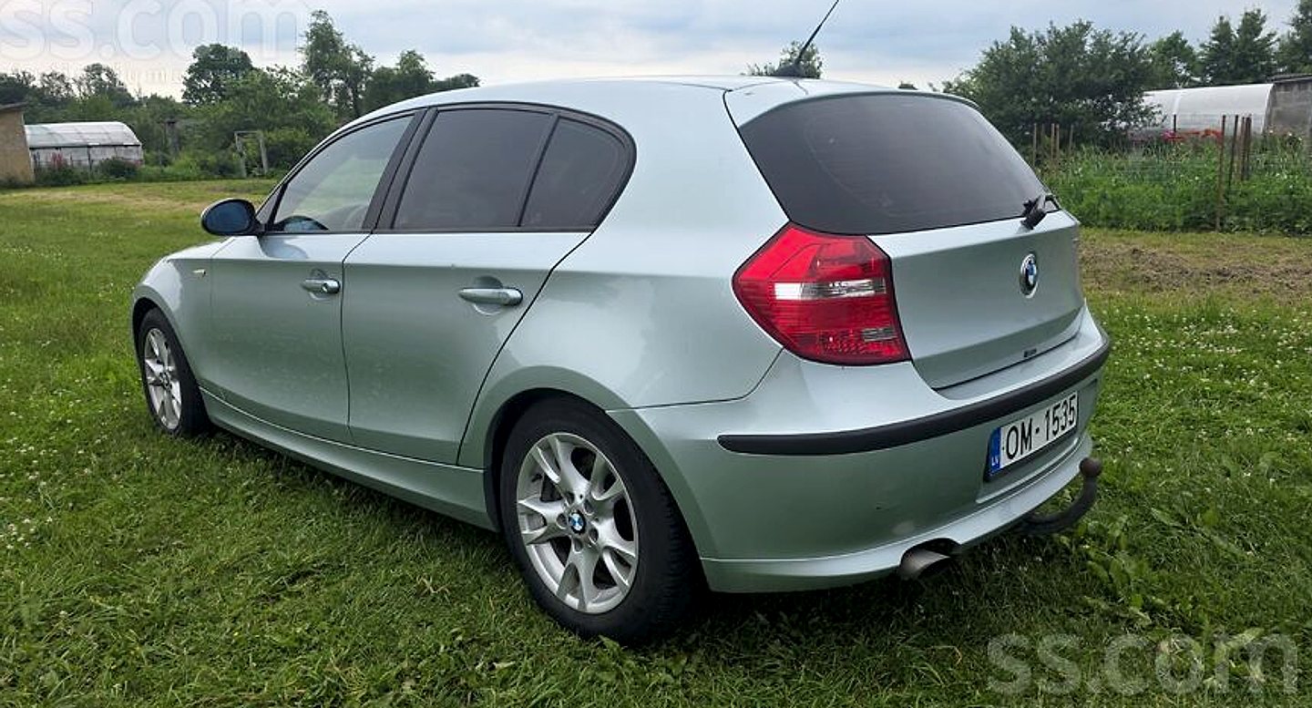 BMW 120 — foto 4