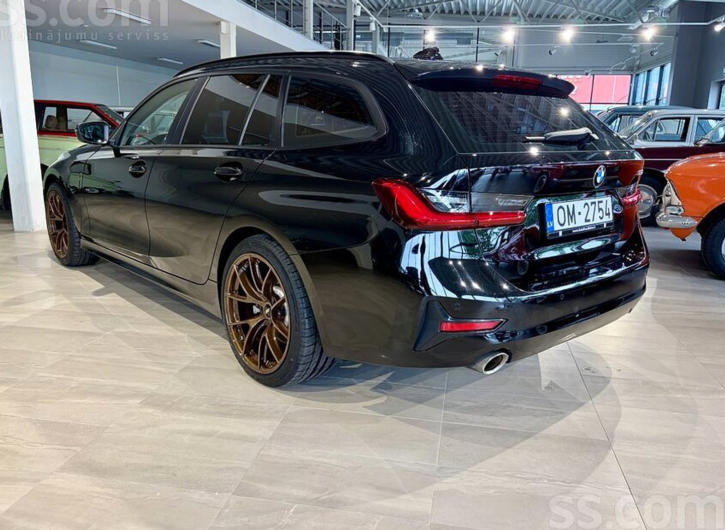 BMW 330 — foto 5