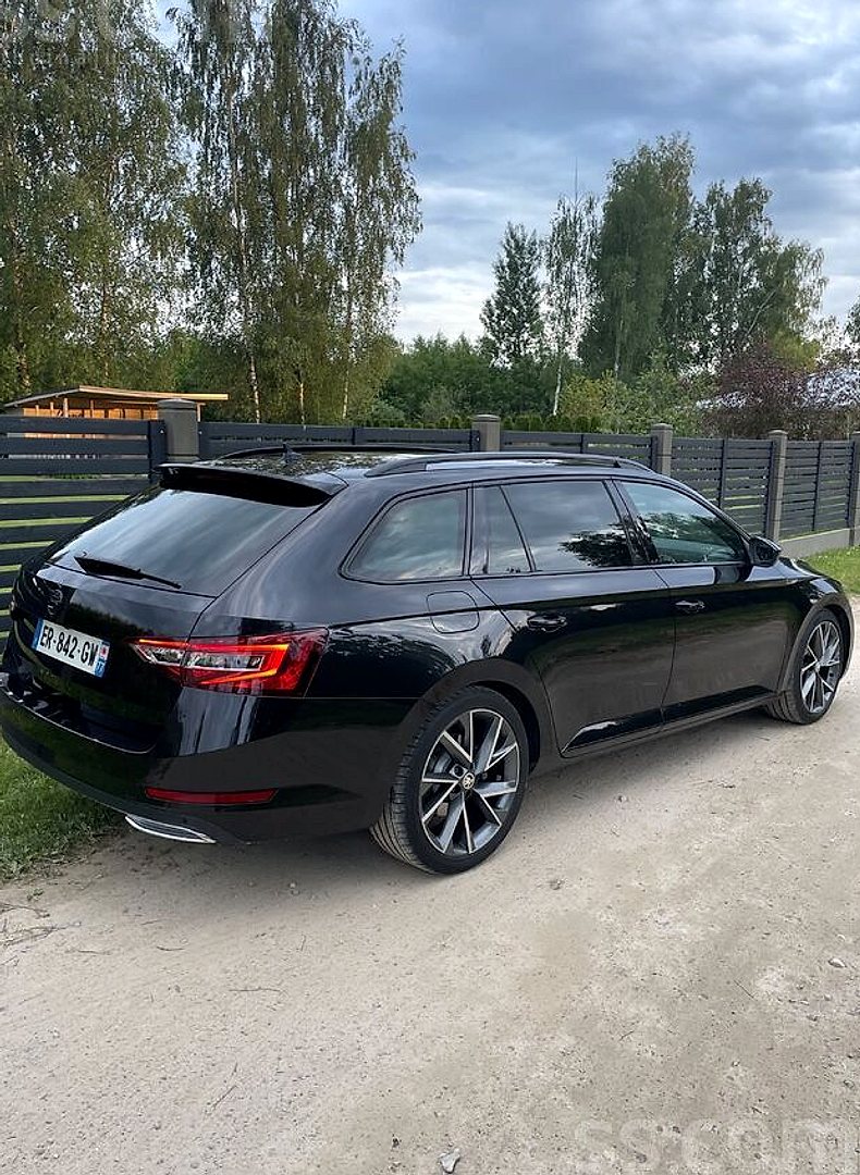 Škoda Superb — foto 4