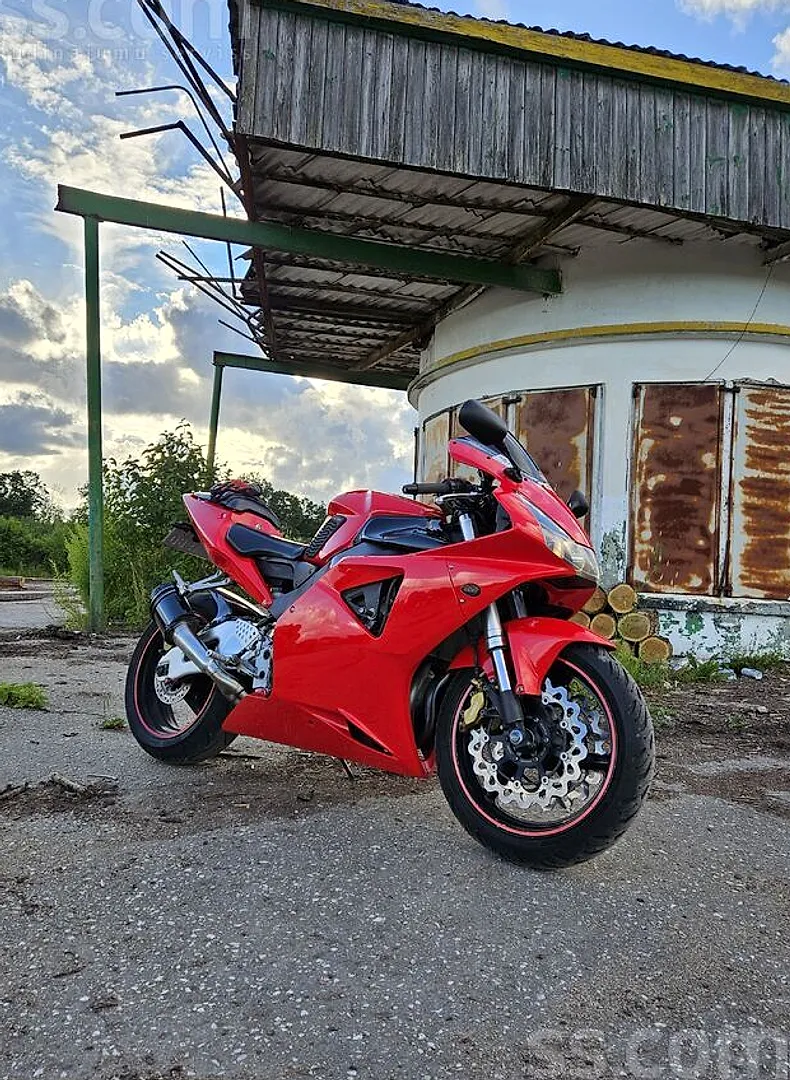 Honda Cbr900rr