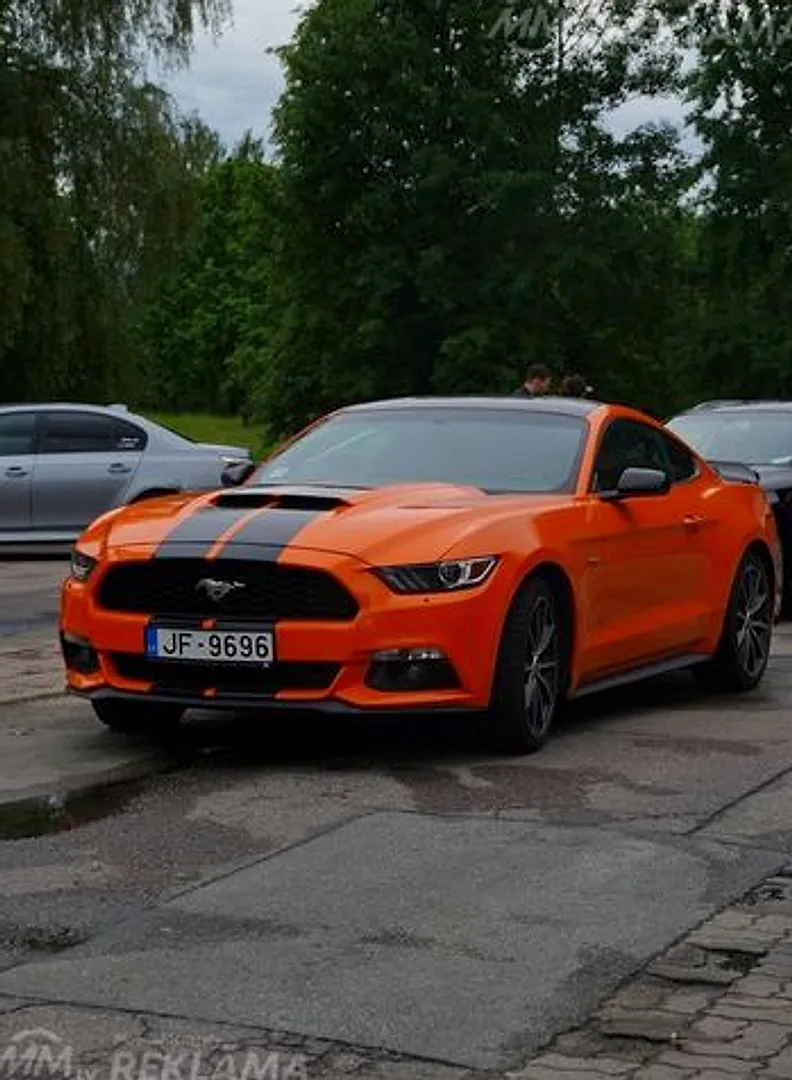 Ford Mustang, 2017. gads