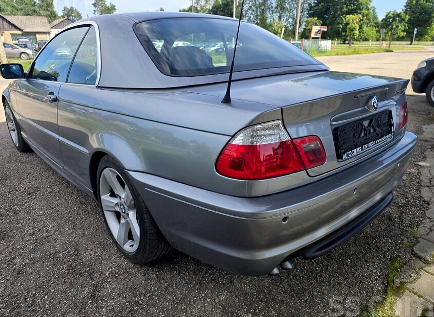 BMW 330 — foto 4