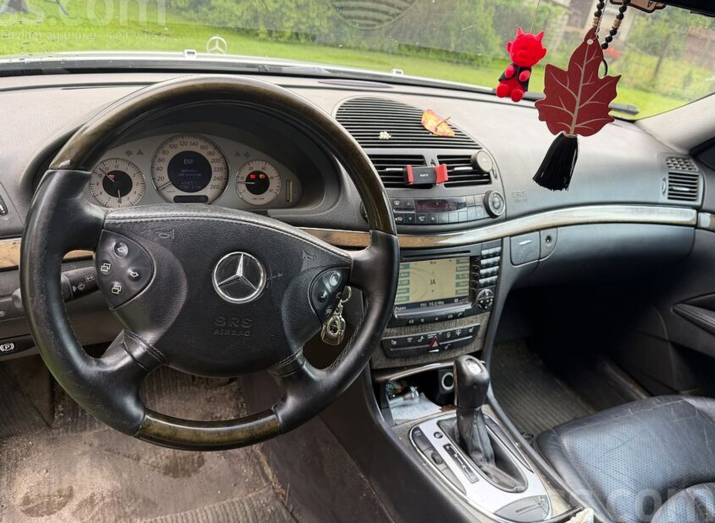 Mercedes-Benz E320 — foto 6