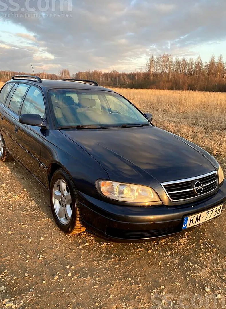 Opel Omega, 2002. gads
