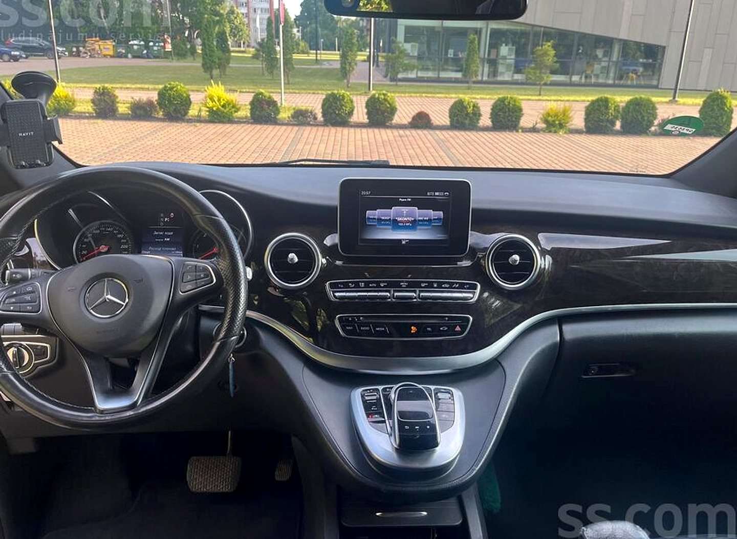 Mercedes-Benz V250 — foto 5