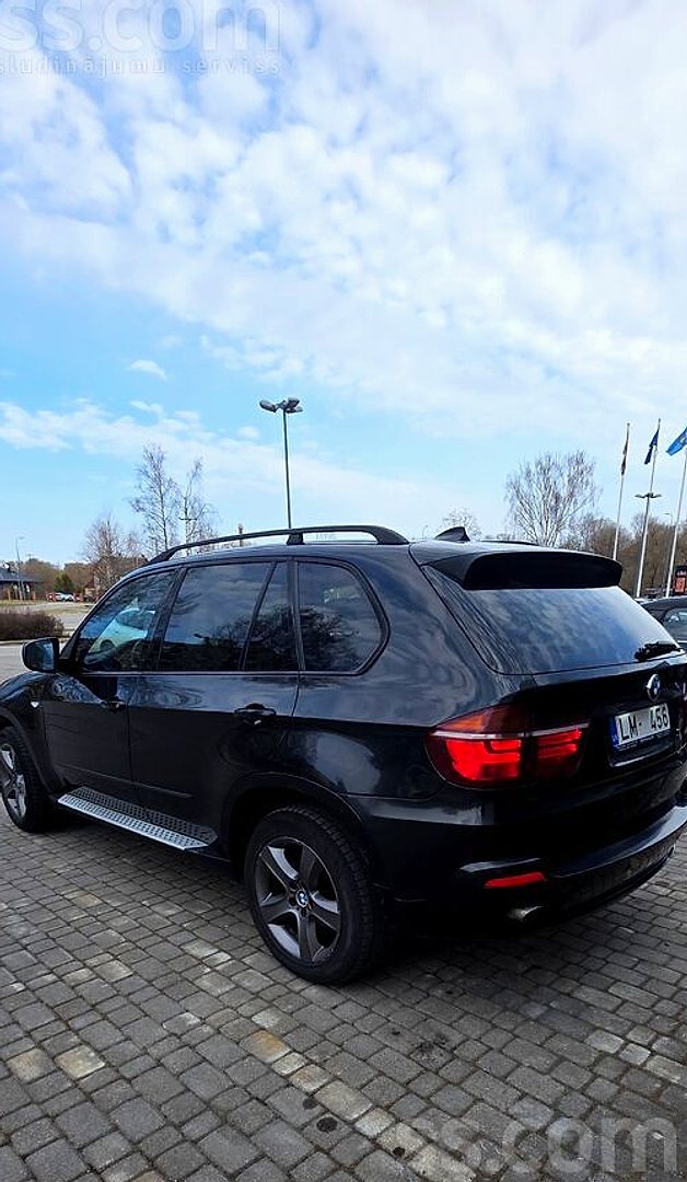 BMW X5 — foto 5