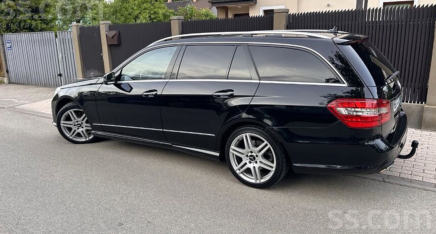Mercedes-Benz E350 — foto 3