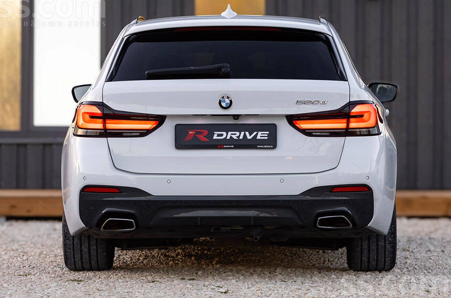 BMW 520 — foto 5