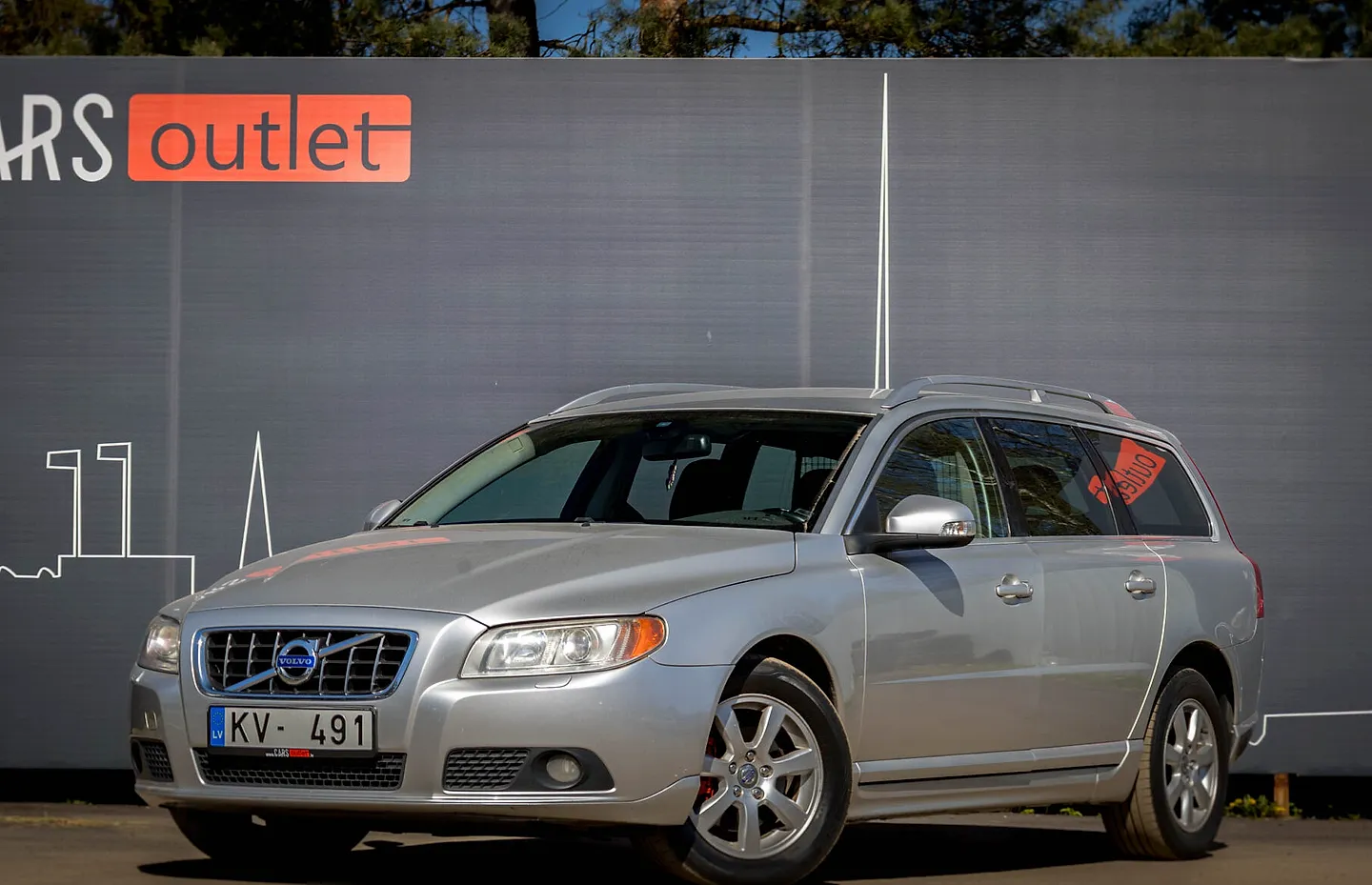 Volvo V70, 2010. gads