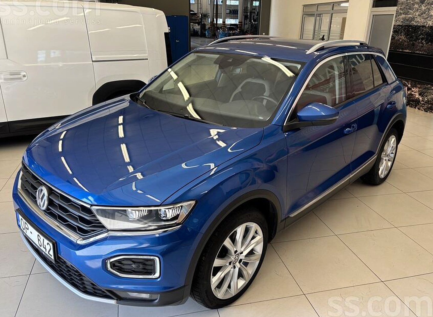 Volkswagen T-Roc — foto 2