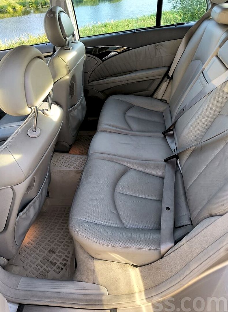 Mercedes-Benz E320 — foto 6