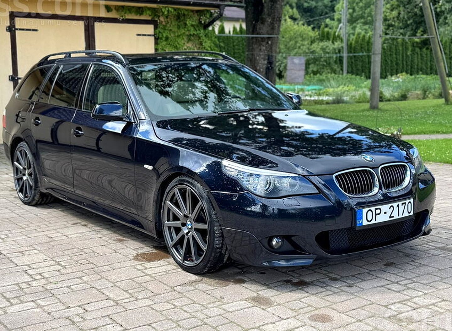 BMW 525 — foto 2
