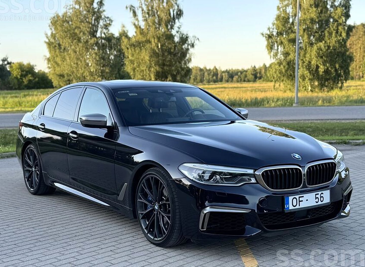 BMW 550, 2017. gads