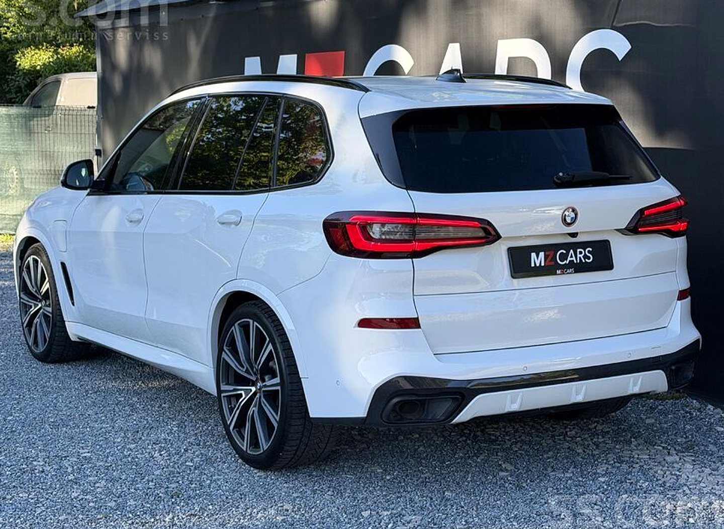 BMW X5 — foto 4
