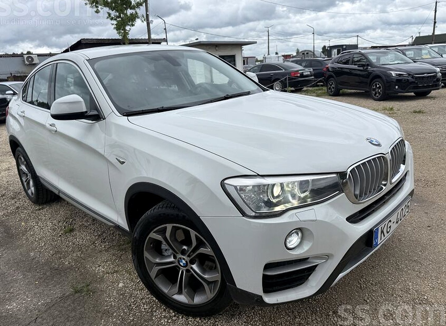 BMW X4 — foto 4