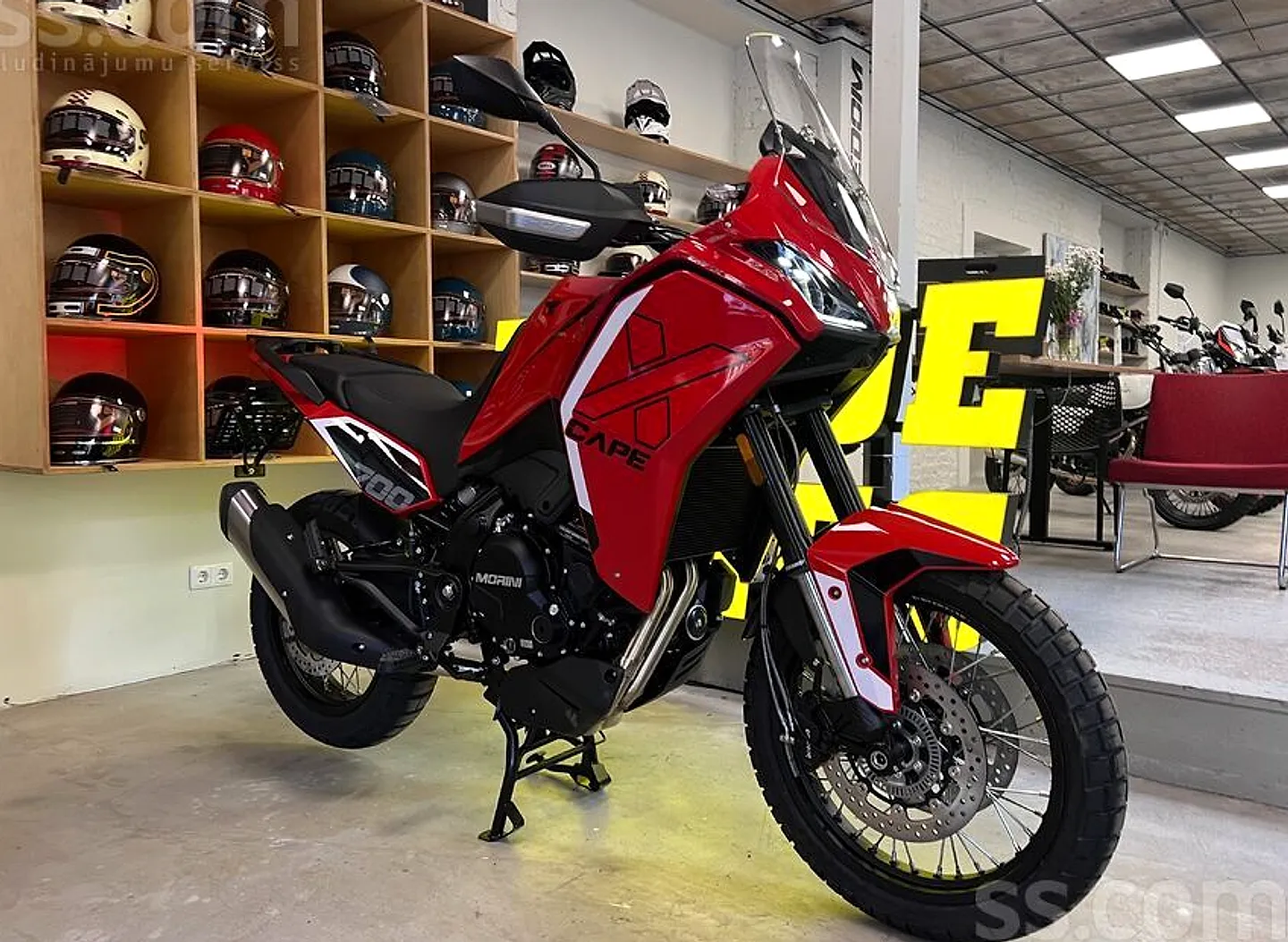 Moto morini X-Cape 700 red, 2025. gads