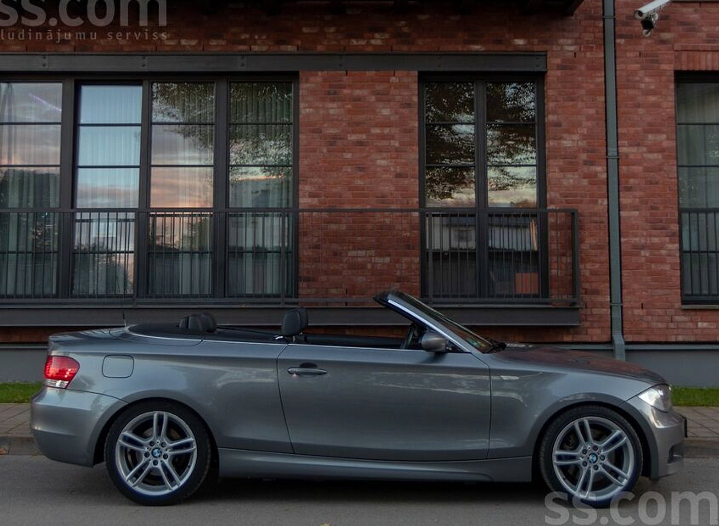 BMW 120 — foto 2
