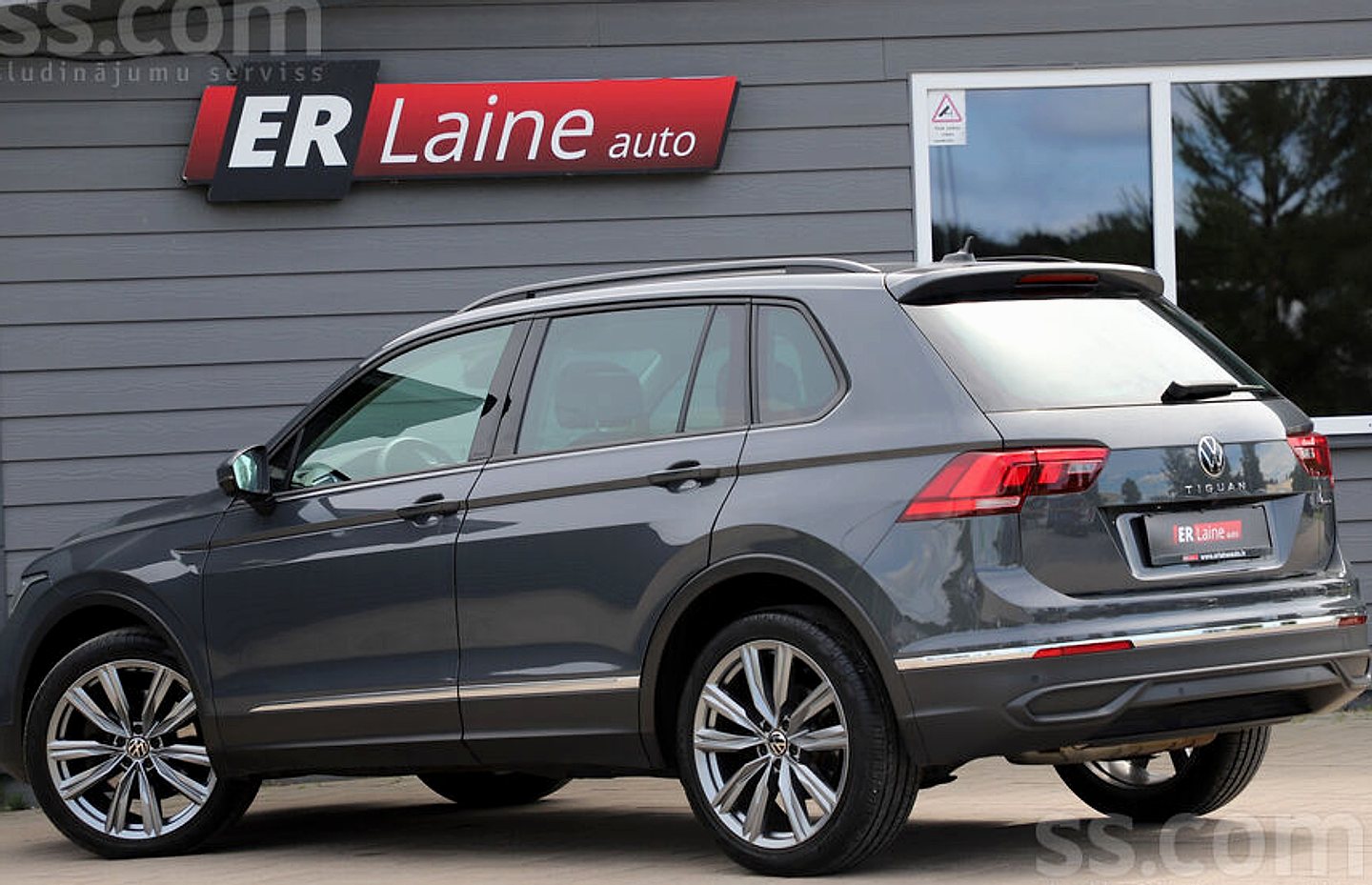 Volkswagen Tiguan — foto 4