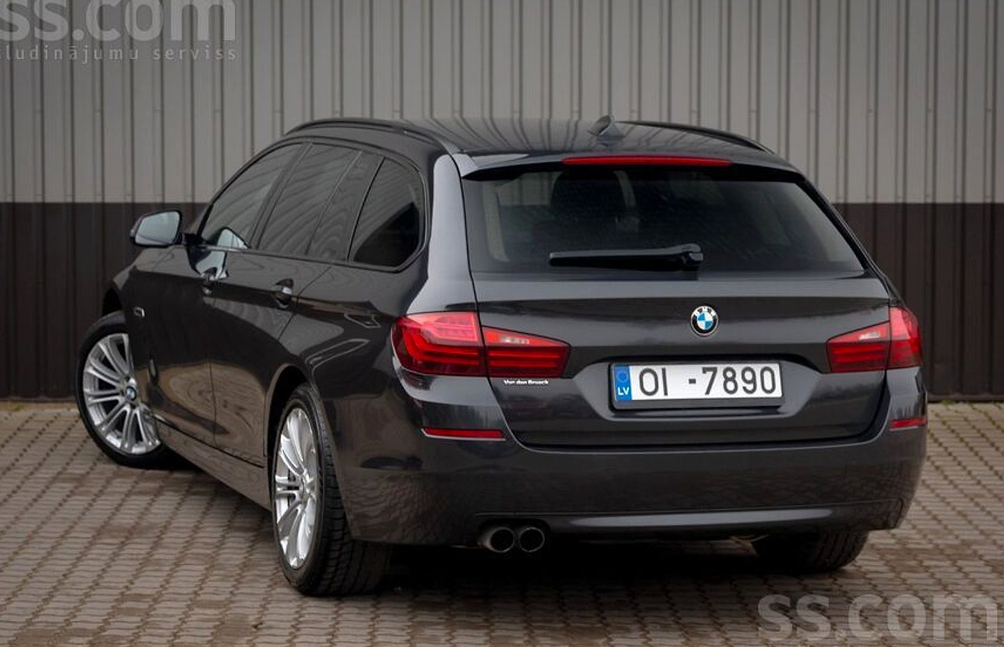 BMW 520 — foto 4