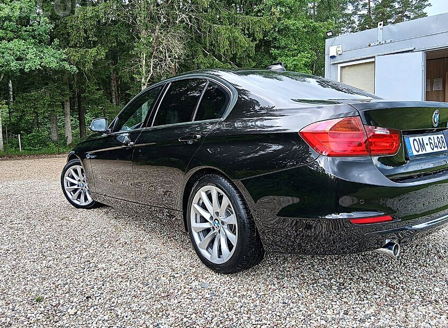 BMW 320 — foto 5