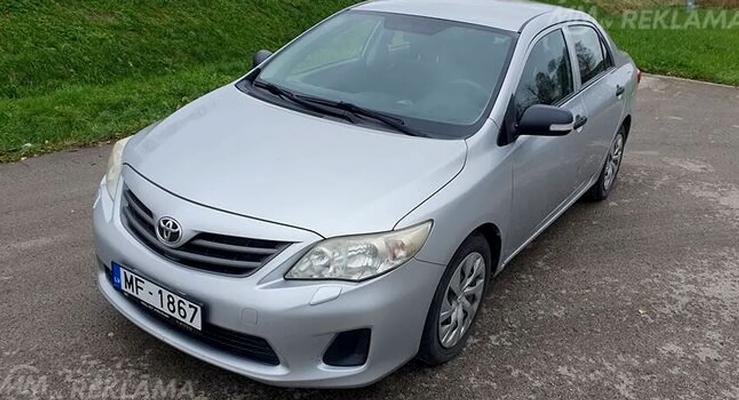 Toyota Corolla, 2012. gads