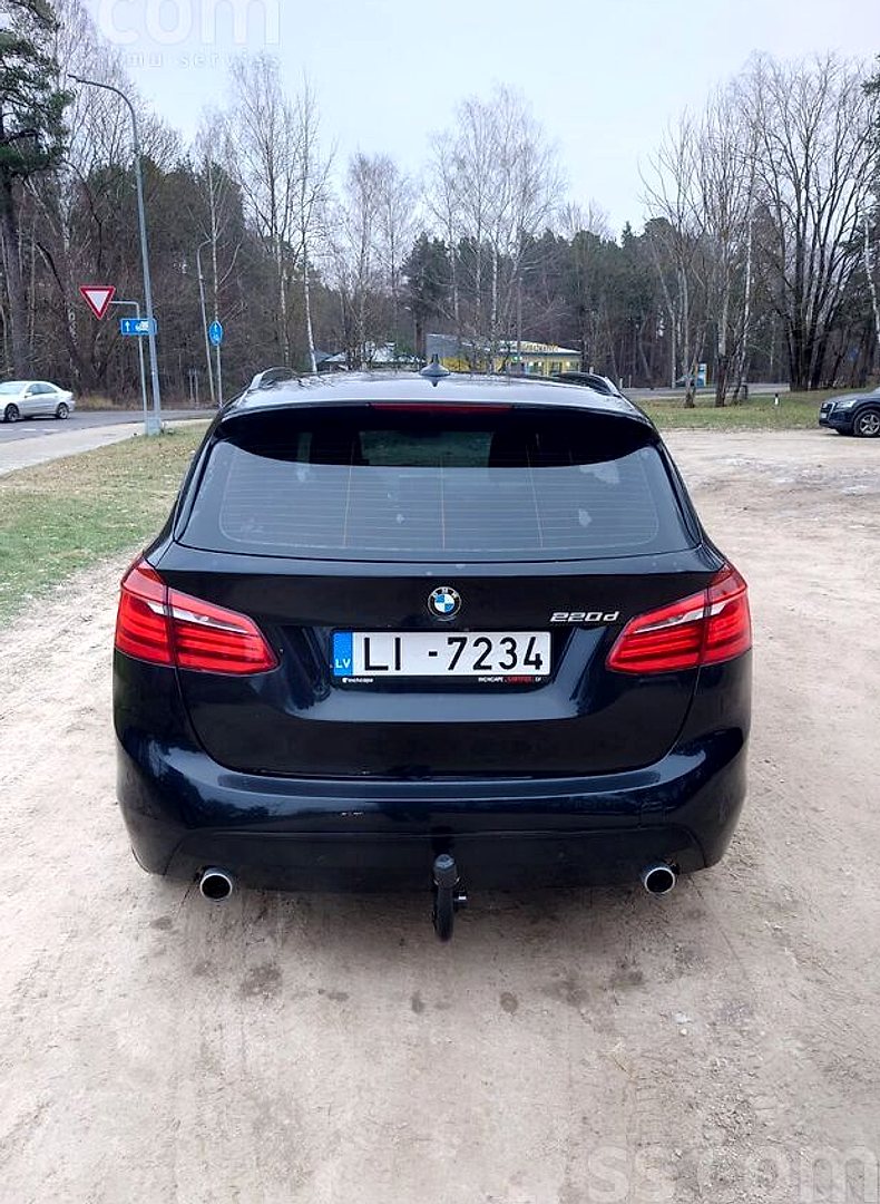 BMW 220 — foto 3