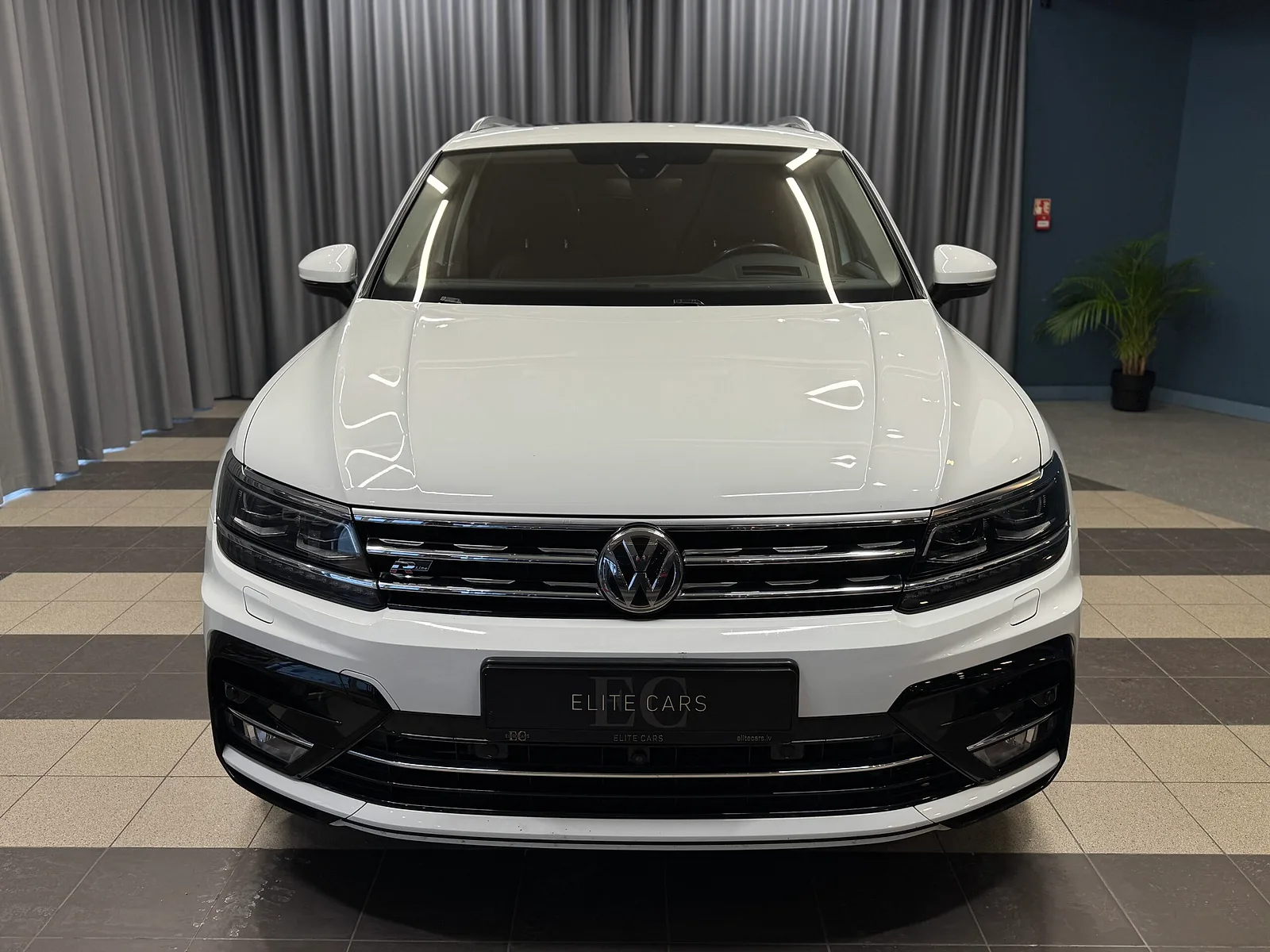 VW Tiguan, 2016. gads