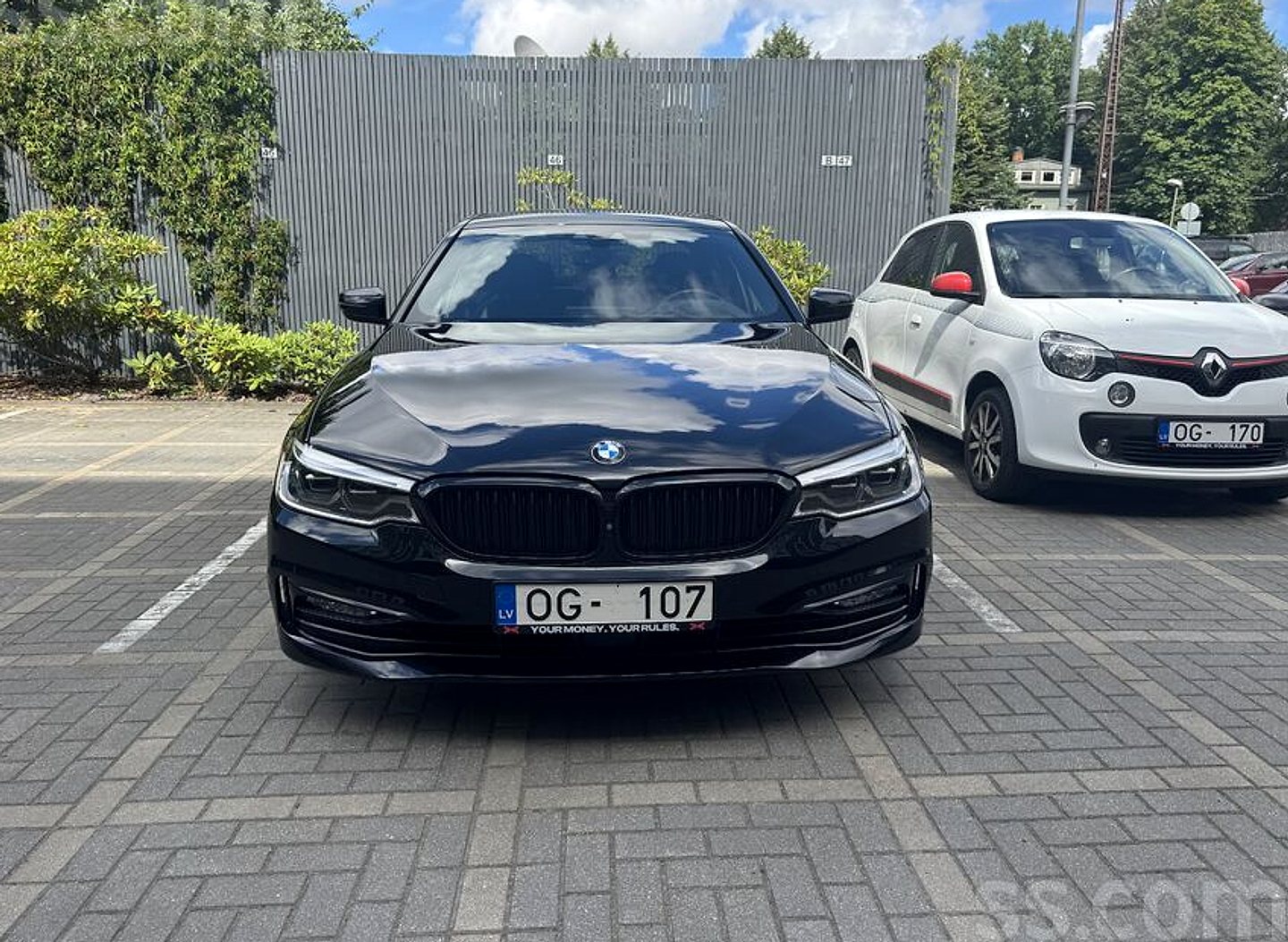 BMW 520 — foto 2