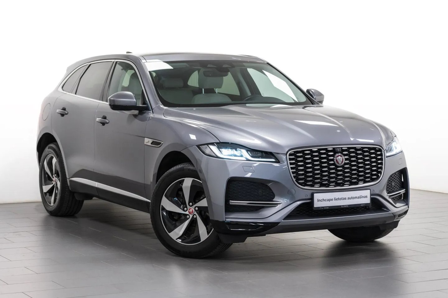 Jaguar F PACE — foto 5