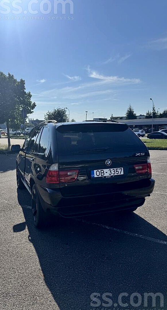 BMW X5 — foto 4