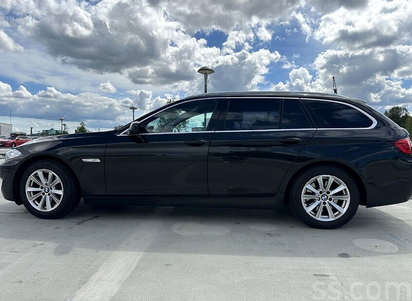 BMW 520 — foto 5