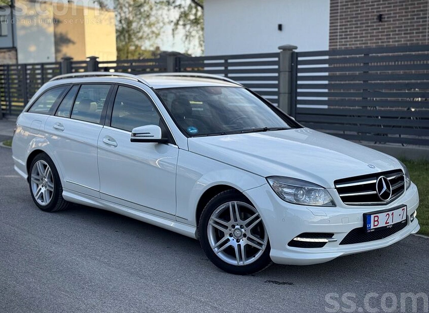 Mercedes-Benz C250 — foto 6