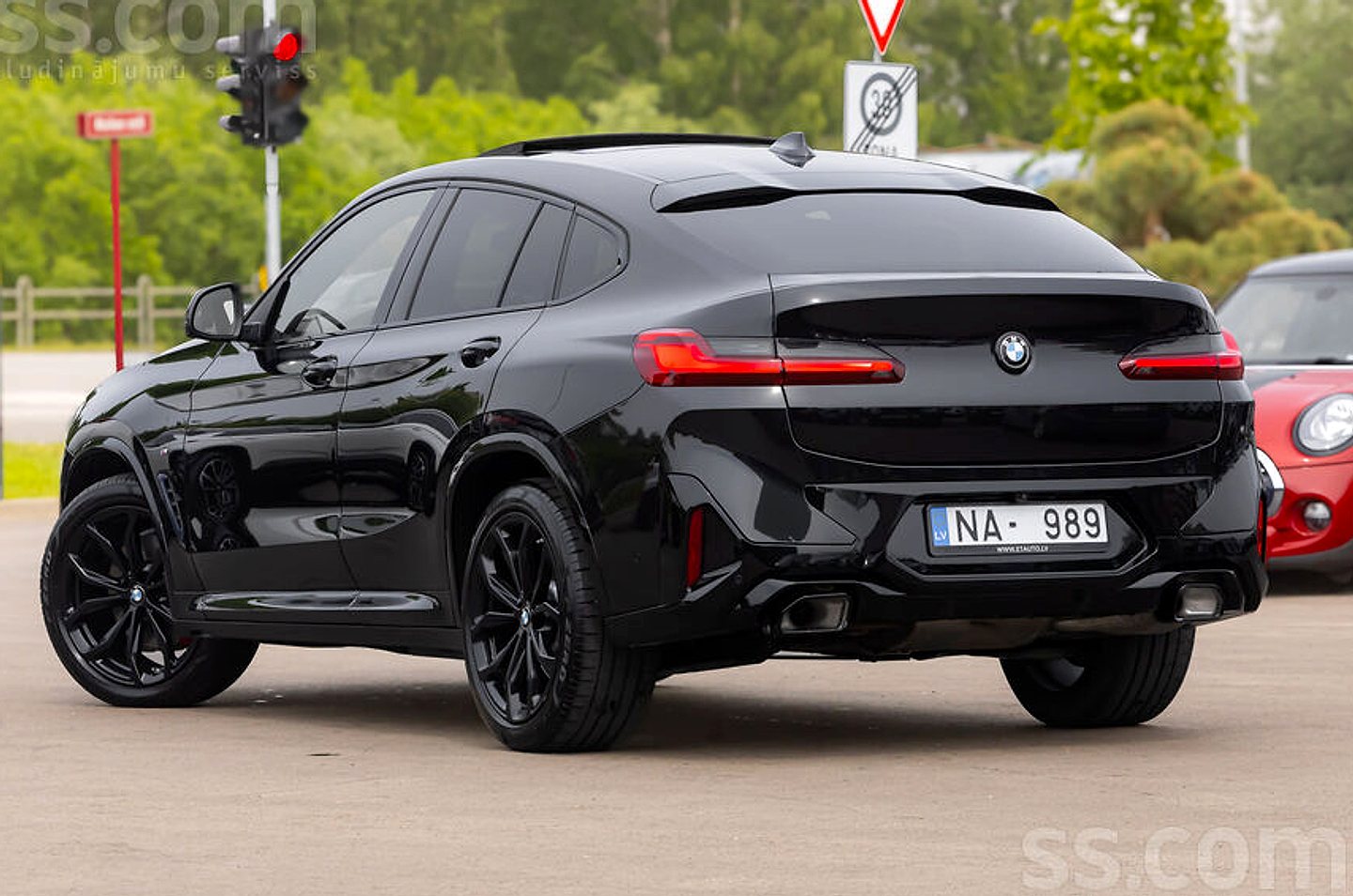 BMW X4 — foto 6