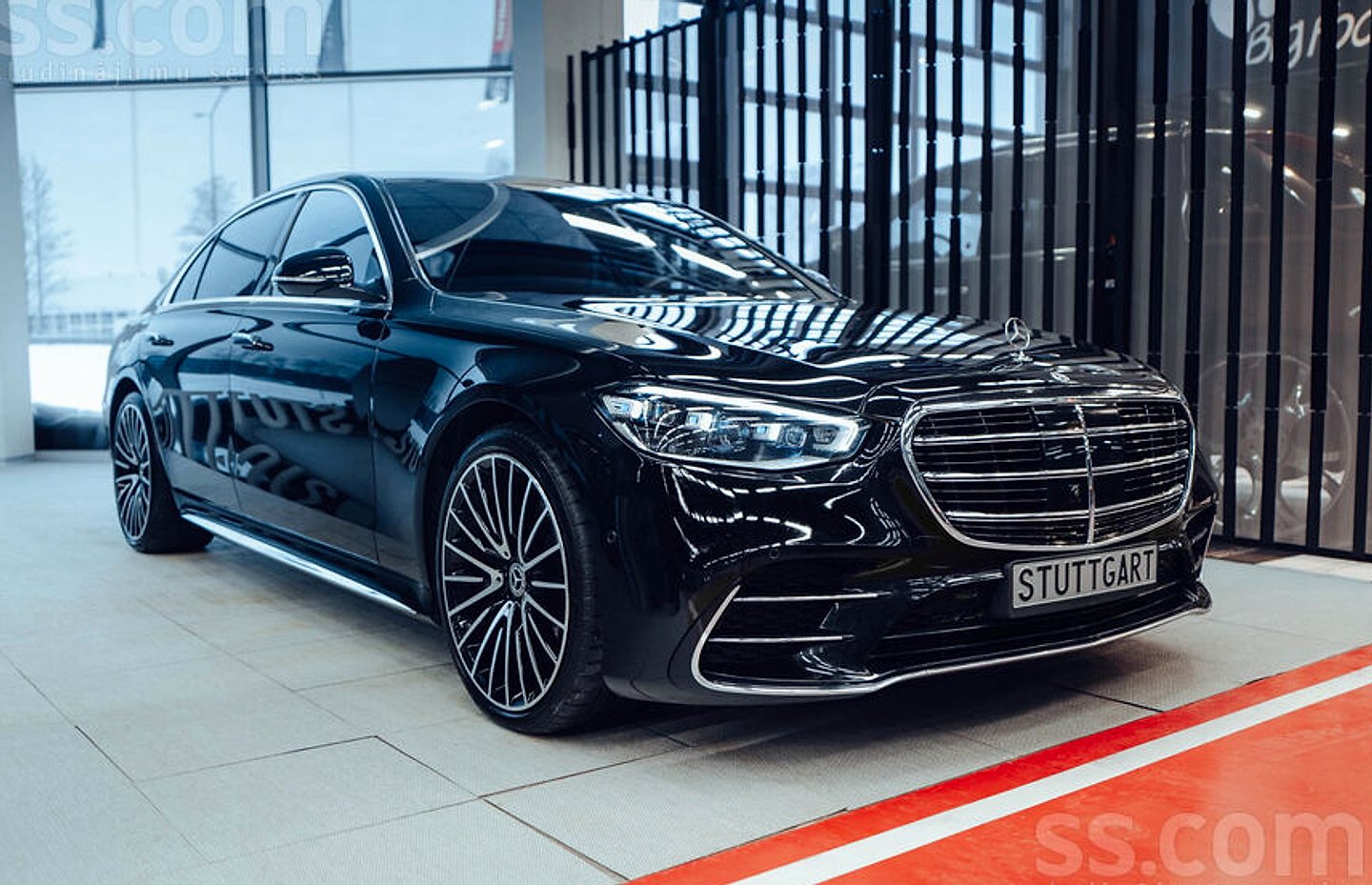 Mercedes-Benz S400, 2021. gads
